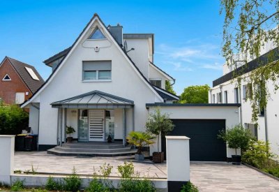 Versteigerungstermin am 29.05.2026: Traumvilla mit Pool in Rahlstedt!