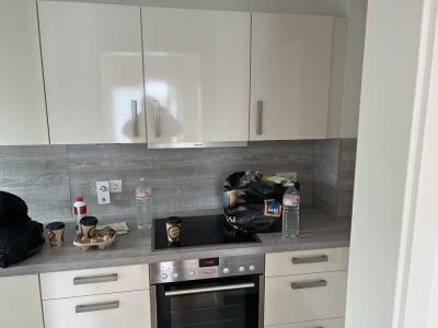 Helle 2-Zimmer Dachgeschosswohnung mit Balkon in München-Aubing