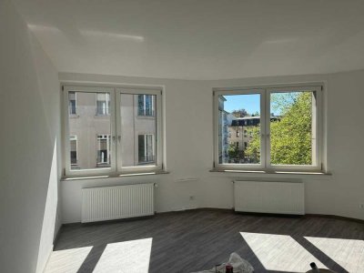 120 qm Erstbezug nach Kernsanierung am Dellplatz