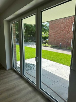 Lichtdurchflutete 3-ZKB im modernen Neubau