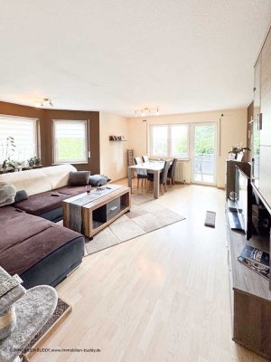 3-Zimmer-Wohnung mit Balkon, Einbauküche, Tageslichtbad und Garagenstellplatz