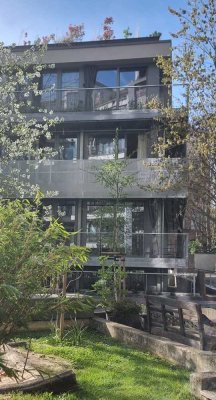 Moderne 4-Zimmer-Wohnung mit Loft-CharakterDas G, umlaufender Balkon und Terrasse in Mitte/Kreuzberg