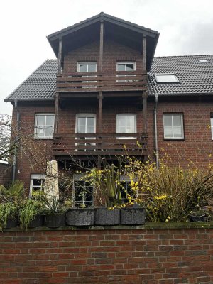 Schöne 94qm Wohnung mit Balkon in Genhof...!