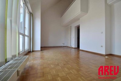 ZENTRUMSNAHE TRAUMWOHNUNG MIT TERRASSE UND GALERIE - TOP 09
