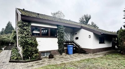 Großzügiges Einfamilienhaus in Barwedel  Freistehend, voll unterkellert, mit traumhaftem Grundstück