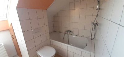 Ruhige, helle, gemütliche 3-Zimmer-DG-Wohnung in Dorsten Holsterhausen