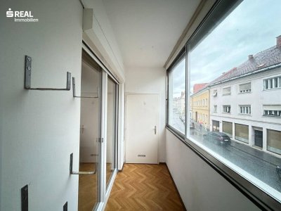 Komfortables Wohnen mit verglaster Loggia – 2-Zimmer