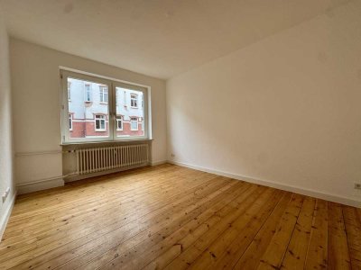 Renovierte Wohnung mit Balkon!