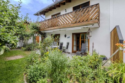 Charmante DHH mit Gartenidylle - Ihr neues Zuhause wartet!