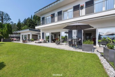 Großzügige moderne Liegenschaft in idyllischer und ruhiger Lage