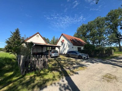 Wohnen im Grünen

Einfamilienhaus mit viel Nebengelass und großem Grundstück in Trebbin