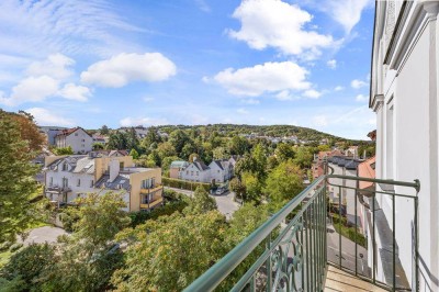 Perfekt für Zwei!Helle 2-Zimmer Dachgeschosswohnung mit sonnigem Balkon