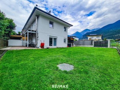 Stilvolles Haus mit großem Garten, Sauna und Traumlage!