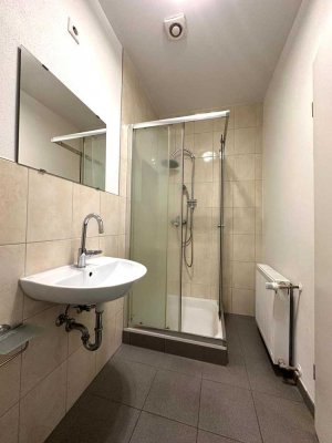 Moderne, sofort bezugsfertige 2-Zimmer-Wohnung mit 59 m² im Erdgeschoss