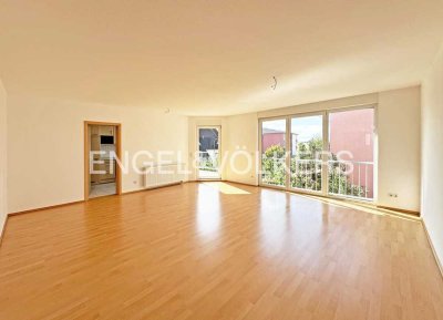 Wohlfühlen leicht gemacht - Einzugsbereite 4-Zimmer-Wohnung mit Balkon und Stellplatz