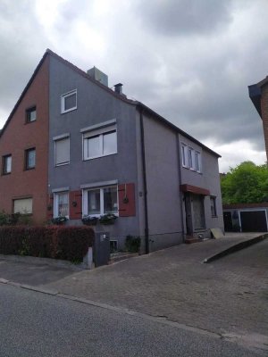 4 1/2 Zimmer Wohnung mit Terrasse 1.OG + 2.OG