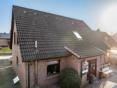 Einfamilienhaus mit Einliegerwohnung in Malente-Krummsee