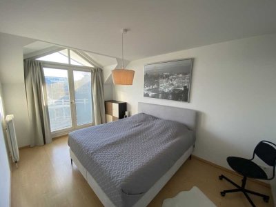 Helle Wohnung mit wunderschöner Aussicht; Höhenlage Bad Godesberg
