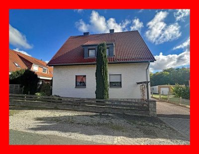 Familienparadies: Wohnen am Feldrand