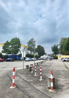 Lichtdurchflutete 3-Zimmer Dachgeschoß-Oase in Putzbrunn: Ideales Zuhause am zukünftigen Gymnasium