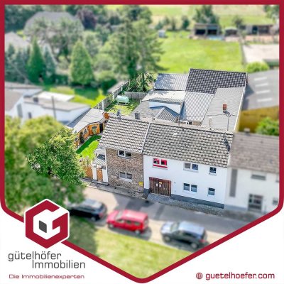 Gebäudeensemble aus 2 modernisierten Häusern mit 4 Wohnungen und Ausbaupotenzial Nähe Seepark Floren