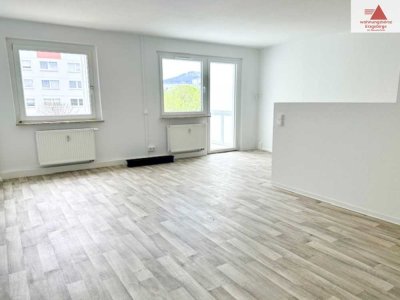 Alles komplett neu - 3-Raum-Wohnung im Barbara-Uthmann-Ring mit Balkon - Annaberg-Buchholz!