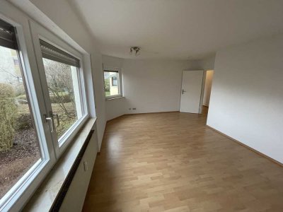 Exklusive 2-Zimmer-Erdgeschosswohnung mit Einbauküche und Gartenin Rheinstetten