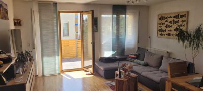 Exklusive 3-Zimmer-Wohnung mit sonnigem Balkon und Einbauküche in Winnenden