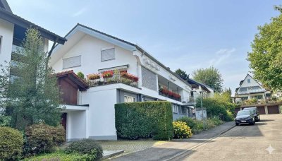 Attraktive 3-4 Zimmer EG-Wohnung mit großer Terrasse und  TG-Stellplatz in Freiburg-Zähringen