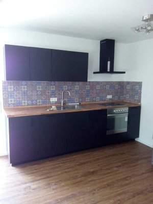 Helle 2-Zimmer Wohnung mit Garage in Esslingen