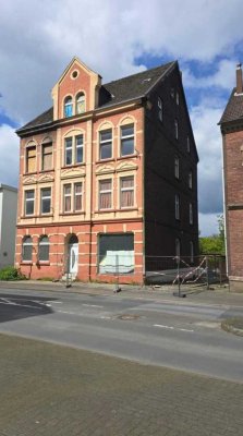 Sanierungsbedürftiges 8-Familienhaus  mit Bungalow, Apartment Anbau und Garten in Herne Zentrum