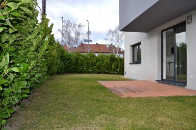 ATEMBERAUBENDER GARTEN - ZENTRAL BEGEHBARE ZIMMER - KÜCHE - AB SOFORT VERFÜGBAR!