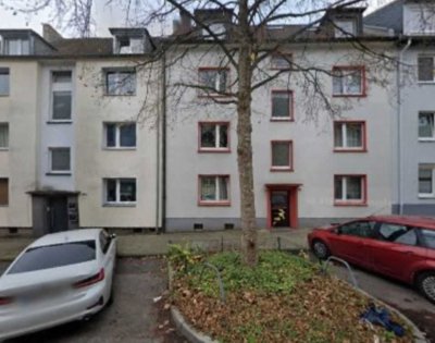 ***Gepflegte Dachgeschosswohnung zu vermieten***