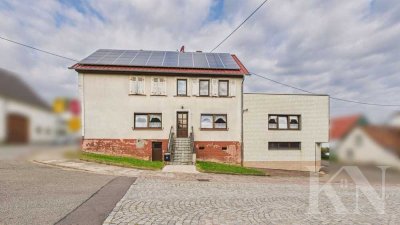 Mehrfamilienhaus mit großem Potenzial in Gersheim – PV-Anlage und separate Scheune