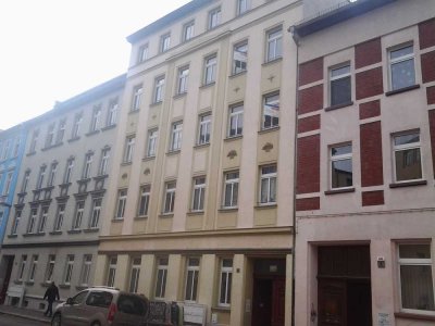 Kleine feine Single-Wohnung, hell, frisch renoviert