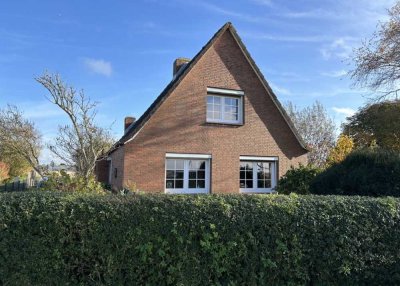 Für Naturliebhaber in Eider- und Nordseenähe ! Einfamilienhaus mit viel Platz für Zwei- und Vierbein