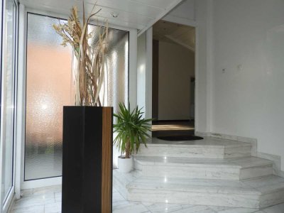 Exklusive 3 Zimmer mit einer Großen Terrasse in super Lage!!!
