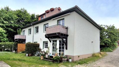3-Zimmer-Wohnung mit Balkon, Garten und Carport