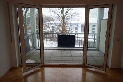 Wohnen mit Komfort – 3-Zimmer-Wohnung im EG mit Balkon und Doppelstellplatz