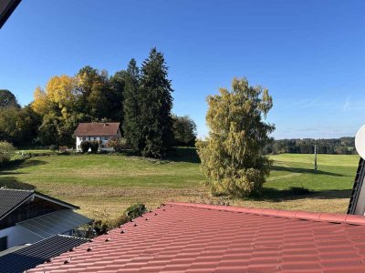 Kernsanierte Dachgeschoss-Wohnung in Niederstaufen-Sigmarszell