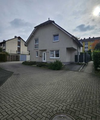 ** Wohnen in zentraler Lage **