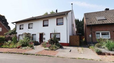 Nettetal-Breyell: Modernisiertes Einfamilienhaus mit Dachterrasse