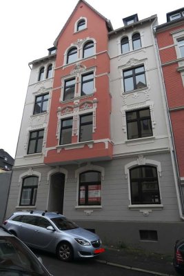 5-Zi-Komfortwohnung mit Balkon, Aufzug und auf Wunsch Garage