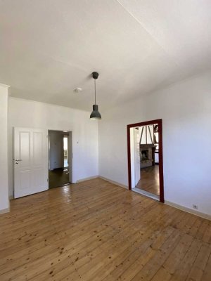 WG-Geeignete Wohnung in zentralem Altbau