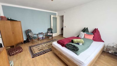 Nibelungenviertel ! Lichtdurchflutete 1-ZW, 39 m², großer Balkon, im Hochparterre