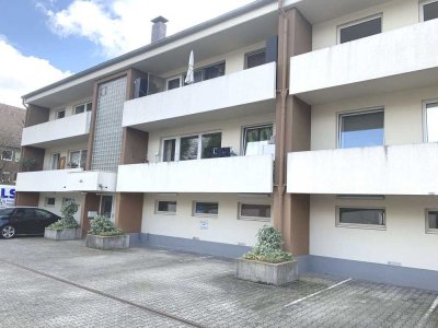 Helle  2 Zimmerwohnung mit Balkon in ruhiger Lage