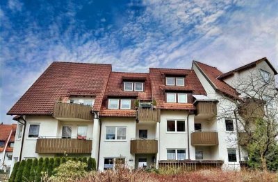 Ruhige 2-Raum Wohnung mit Einbauküche und Stellplatz