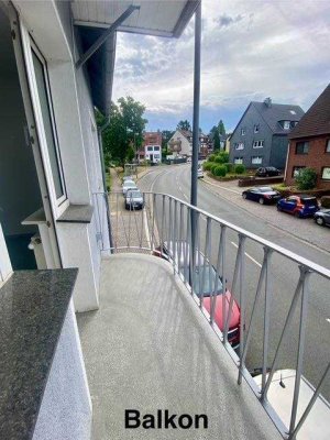 Ansprechende und vollständig renovierte 4-Zimmer-Wohnung mit Balkon in Essen - Essen-Frintrop