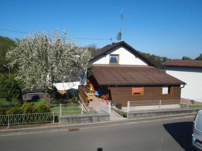 Freistehendes Einfamilienhaus in Waldrandnähe