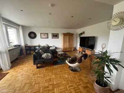 Helle 2,5-Zimmer Wohnung im 2. OG mit Balkon in Wüste
